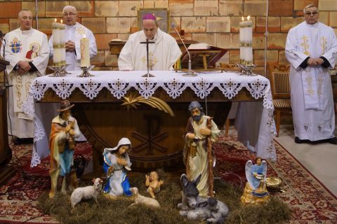 Pirwsza Pasterka w Parafii pw. św. Jana Pawła II w Ignatkach - Osiedle